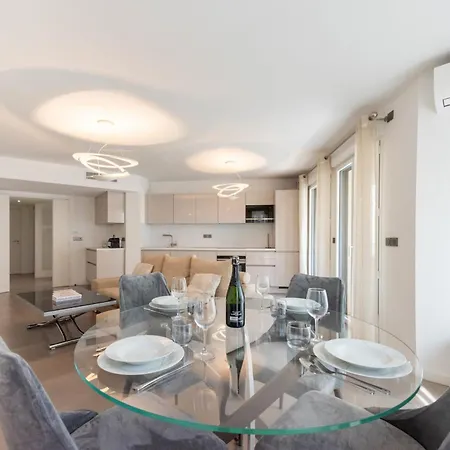 Appartamento 3-br With Pool Parking & Beaches 100m Away Cannes
